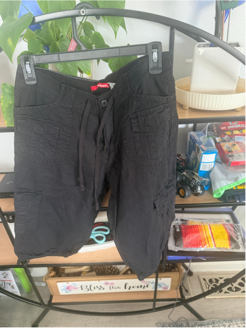 Women's Unionbay Black Cargo Shorts Size 11